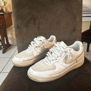 Vintage Af1 not too many out there they are used tho polished up